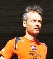 Jon_Harald_Berge_Hytteplandrakt1_cropped_180x197