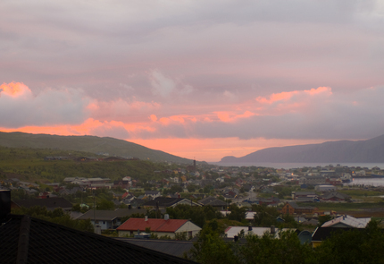 Båtsfjord i grålysningen