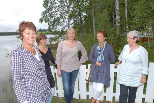 Fra venstre: Astrid Fykse (leder for Frafallsprosjektet i Østre Toten), Guro Narum Johnsrud (Kolbu skole), Astrid Solberg Bekken (Valle), Inger Balke (ledende helsesøster) og May Skjulstad (Skreia ungdomsskole). Frafallsprosjektet