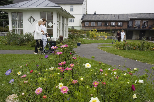 Jobb i omsorgstjenesten Jobb i omsorgstjenesten