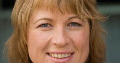 Grethe-Holtan_300x450_cropped_291x329