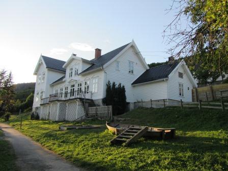Nybø avd. Fylkesmannsgarden Nybø avd. Fylkesmannsgarden