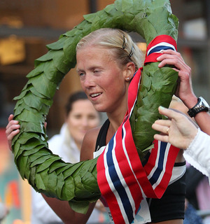 Hel_Marthe_K_Myhre_krans_ingress_A20G9584