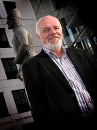 Kjell_Husby_Extend_200x267