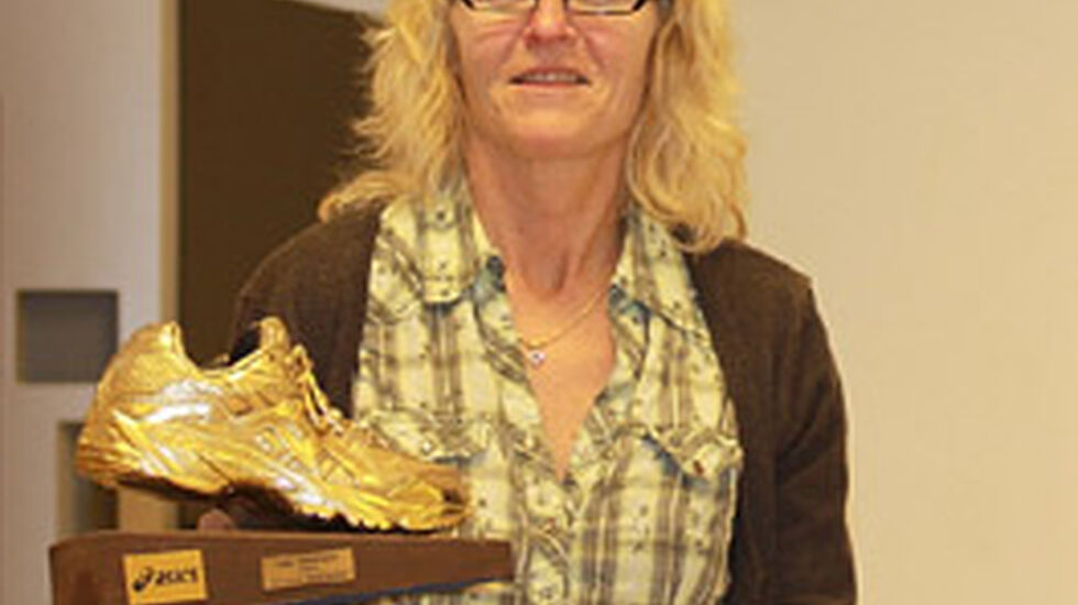 Jorun_gullskoen2009_side1