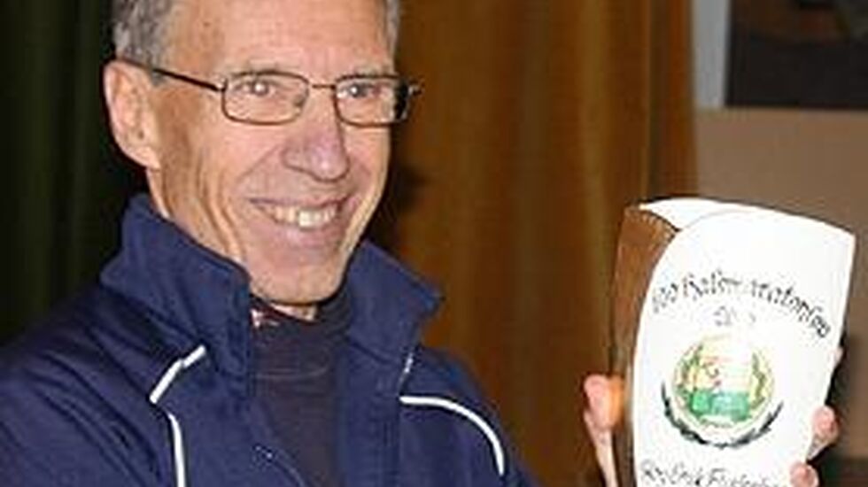 Halv_Roy_Erik_Frydenberg_100_loep_cropped_278x254