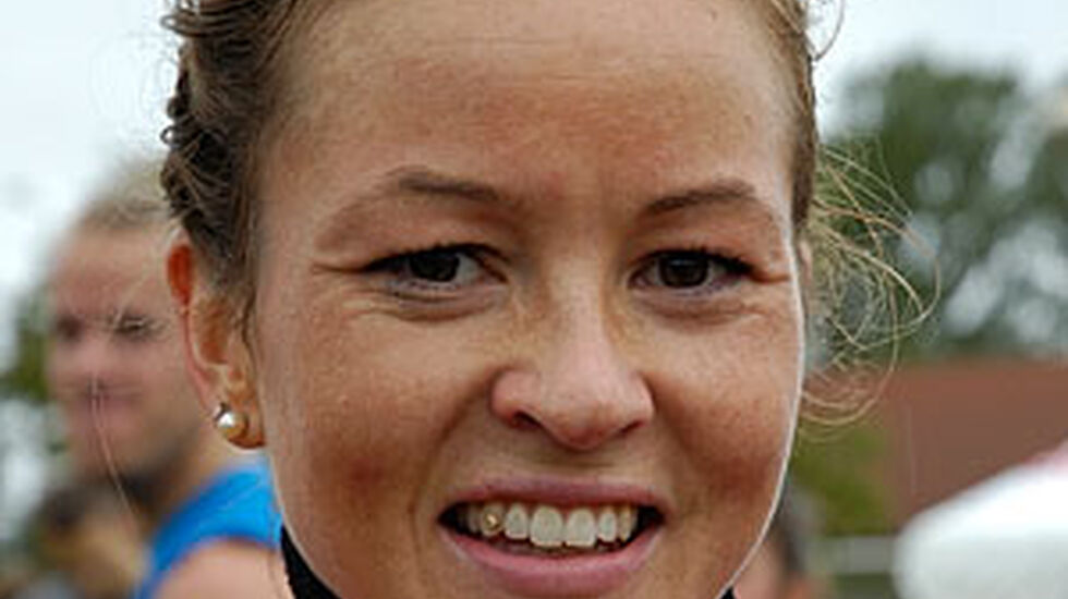 Christina_Bus_Holth_2010_DSC9235