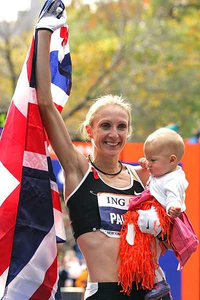 New York Paula Radcliffe med barn.jpg