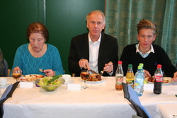 Oddvar, mor og sønn