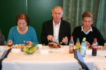 Oddvar, mor og sønn_750x500