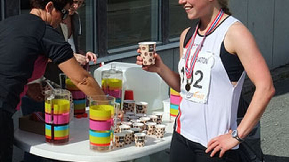 Mari_Brox_Vinner_halvmaraton_i_Hadsel_maraton_DSCF0485_ph