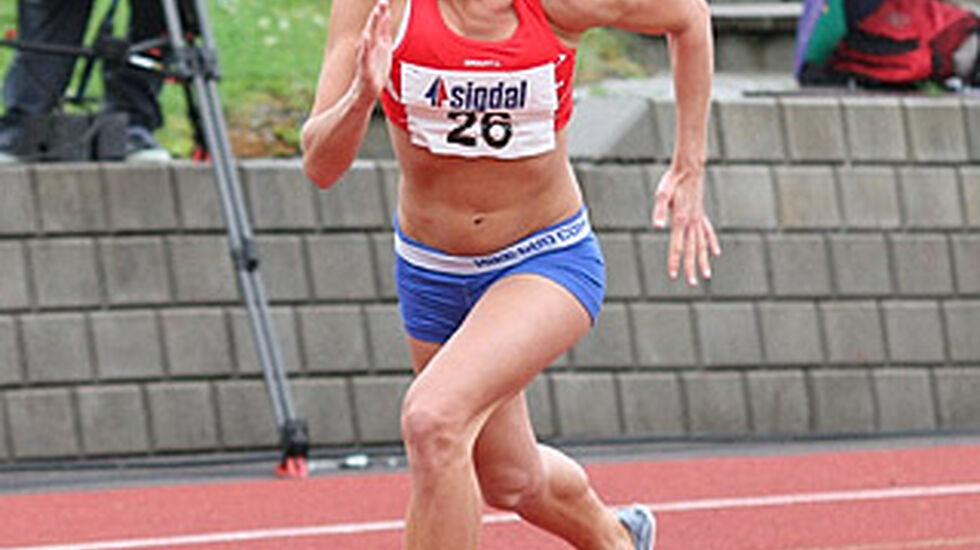400mKJ22_Martine_side1