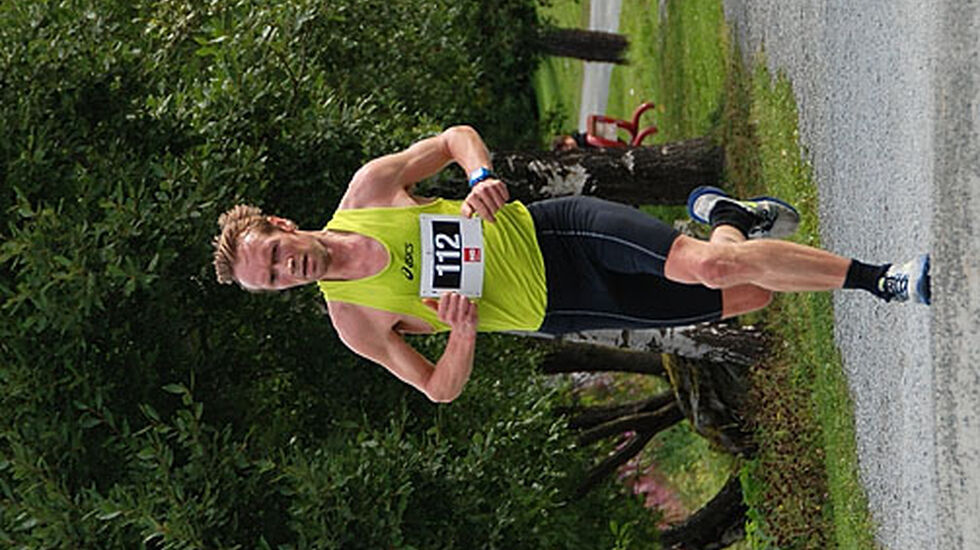 Arkivbilde: Helge Hafås i sin maraton nr. 200. Foto: Randi Wærnes