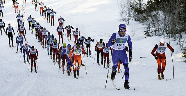 Ketil Andre Bjerkrheim i tet i Ustadalsfjorden Rundt i 2013.