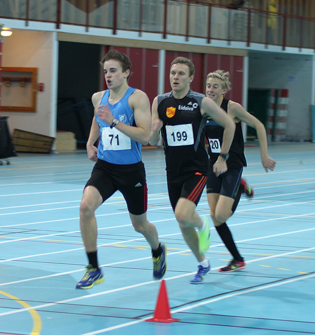 800m_G18-19_MS_tre_beste