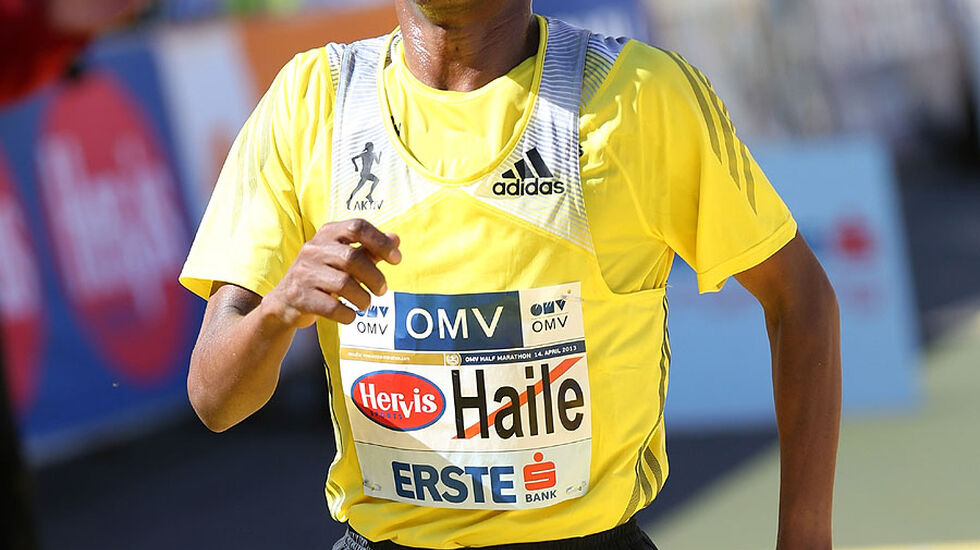 Haile_Gebrselassie_VCM_Wien_2013_Giancarlo_Colombo