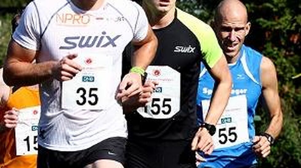 01_Lorenskog-FIL_Lorenskoglopet2013_Teten-etter-1km (640x468)_cropped_294x294