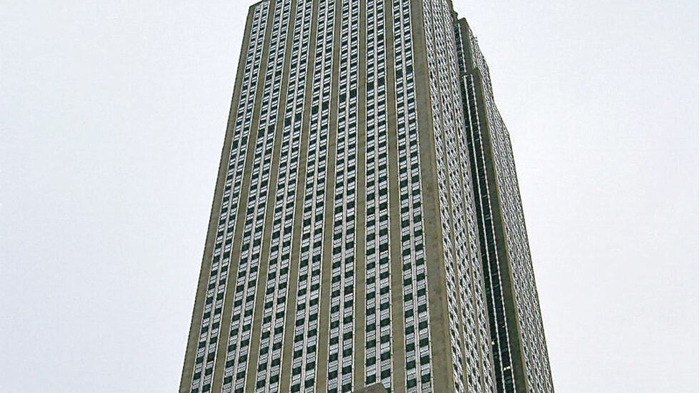 D1000018