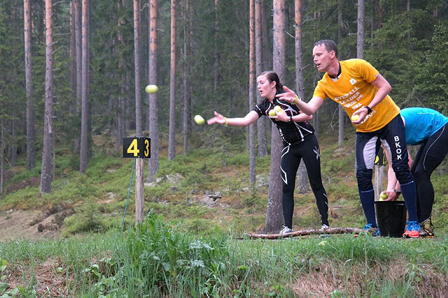 Ballkast_Ulf_Erik_Strand_Jeanett_Vedal_Harviken