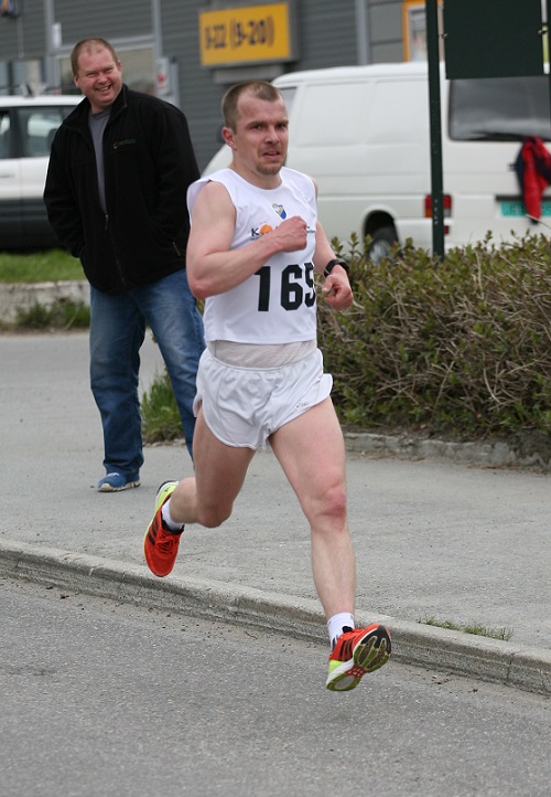 Damian Szmelter.jpg