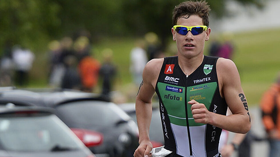 Gustav Iden vant langløypa i Østfold Triathlon. (Foto: Bjørn Johannessen)