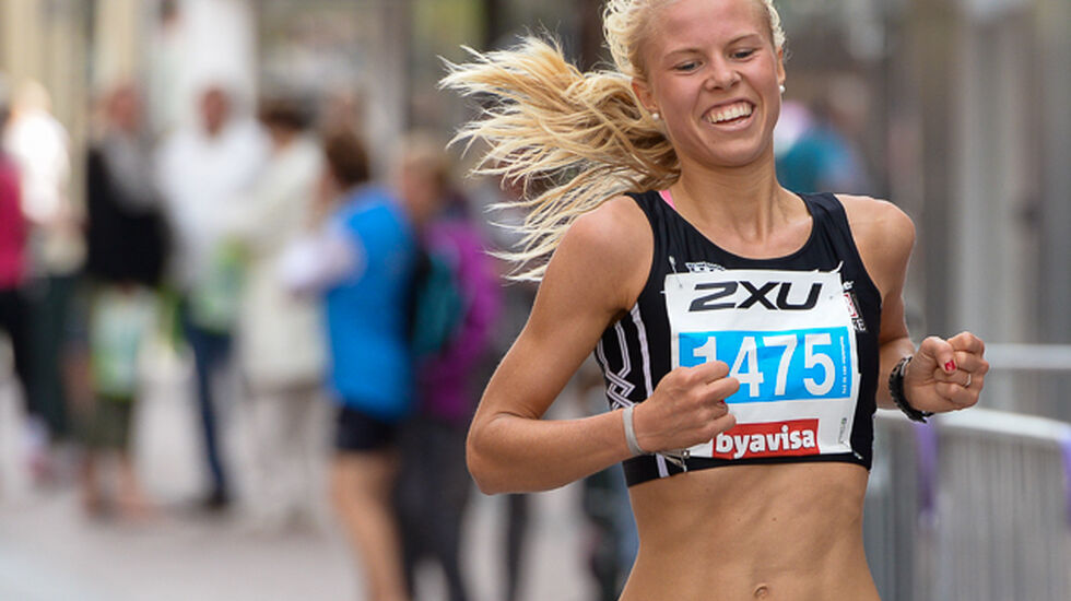 Marit Haslie, Tjalve tok en dobbel i 2014. Lørdag vant hun Skiløpet på 39.04 og dagen etter vant hun 10 km i Drammensmaraton på 37.57.  Foto: Erling Pande Braathen