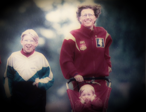 Ingrid_med_Familie_og_joggevogn_501