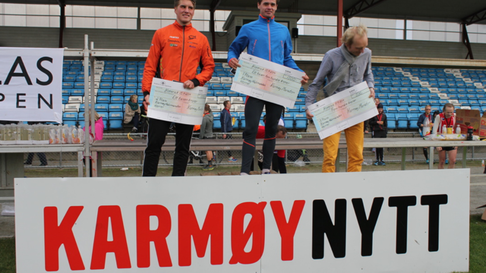 Vinneren av halvmaraton for herrer ble Thomas Finshus. Han er også en lovende motbakkeløper og har den siste tiden satset mer og mer på dette. Nr. 2 ble Dag Einar Bøthun, og Øyvind Aksland ble nr. 3. Foto: Inger Johanne Klokset 