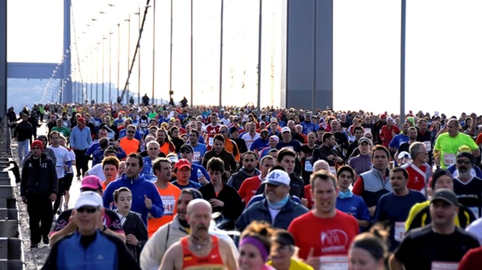 Med start på den asiatiske siden av Bosporos og mål på den europeiske er Istanbul Marathon et ekte interkontinentalt maratonløp (Foto: Arrangøren). 