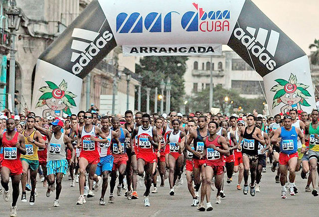 Havanna_Marathon_start_2014