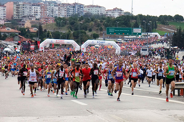 Istanbul_Marathon_start640.jpg
