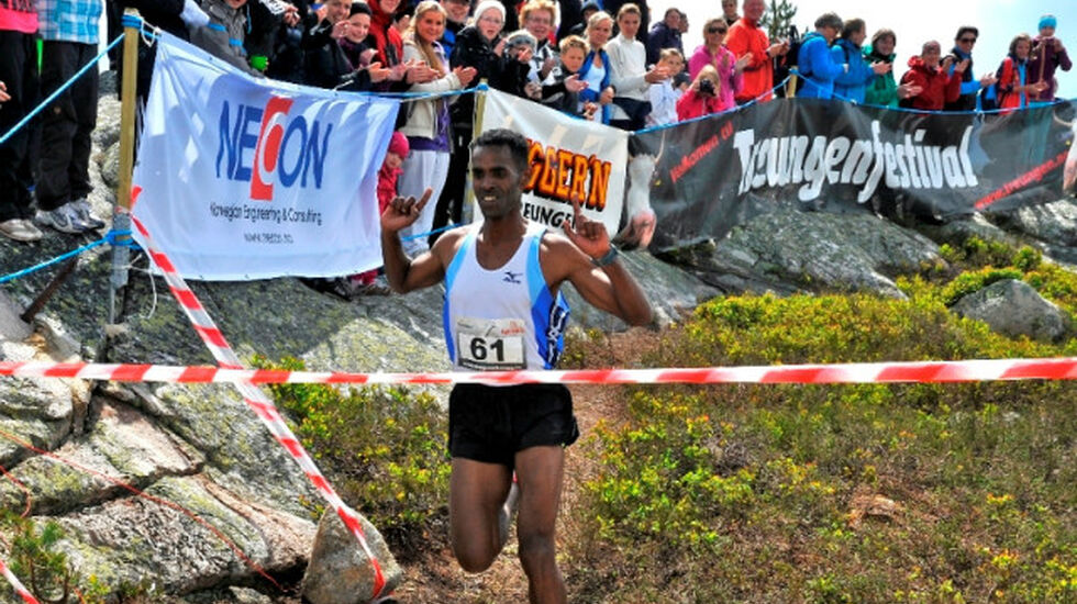 Tomas_Bereket _4_seiere_paa_rad_Skuggenatten_Opp