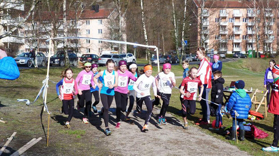 Starten går jenter født 2003 og 2004 