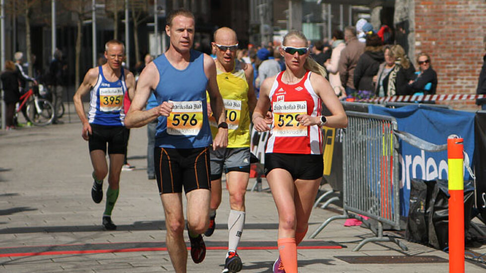Astrid Brathaug Sørset, Vidar vinner halvmaraton  på ny pers. Foto: Runar Gilberg