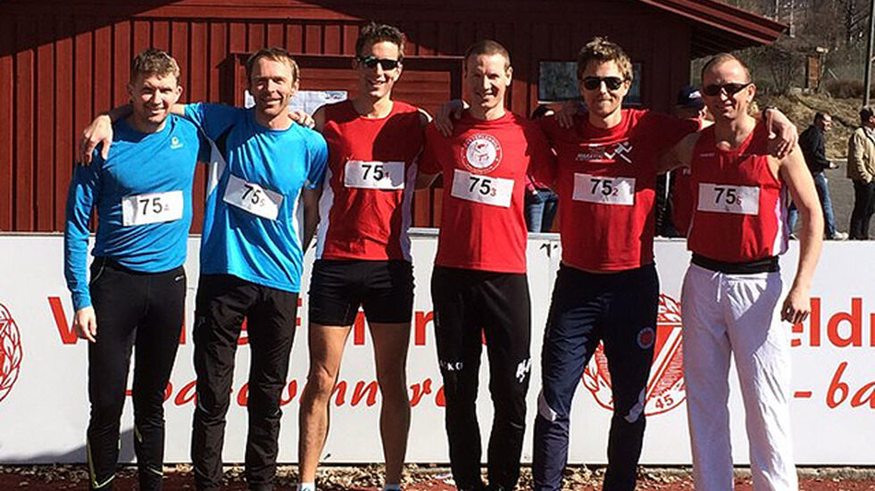 Veldres veteranlag bestod av (fra venstre): Knut Grønvold, Svein Åge Brekke, Arild Dahl, Henning Mortensen, Rune Thomassen og Mirek Baran. (Arrangørfoto)