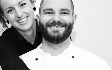 Gard&nbsp;&&nbsp;Daniela_990x396_cropped_876x386