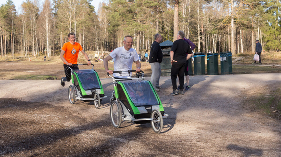 De startet likt og løp likt i mål.  Foto Jørgen Lindalen