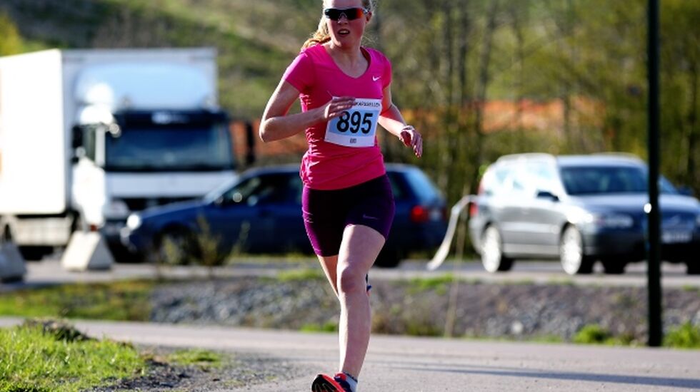 Marie Næss kom på 2. plass i år som i fjor, men nå løp hun raskere (foto: Bjørn Hytjanstorp ABIK 1-2015)