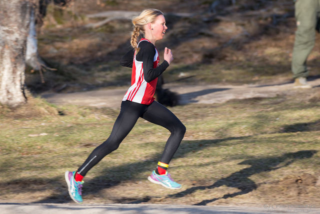 Pernille Karlsen Antonsen har åpnet 2015-sesongen meget sterkt. Her fra åpningsløpet i Sognsvann Rundt Medsols 8.april da løp hun på 11:43  Foto: Jørgen Lindalen