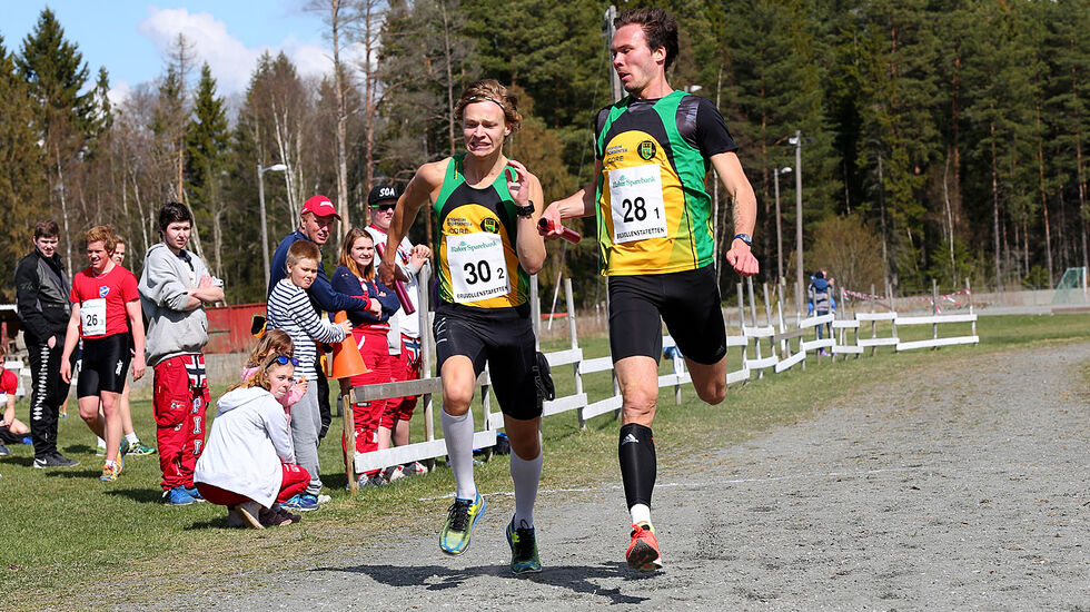 Spurt om 2. plassen mellom Markus Einan og Andreas Roth (foto:Bjørn Hytjanstorp)
