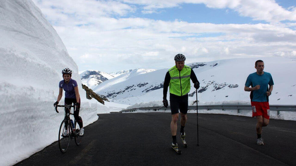 Sykkel, ski og løp. Foto: Terje Drege Rusten