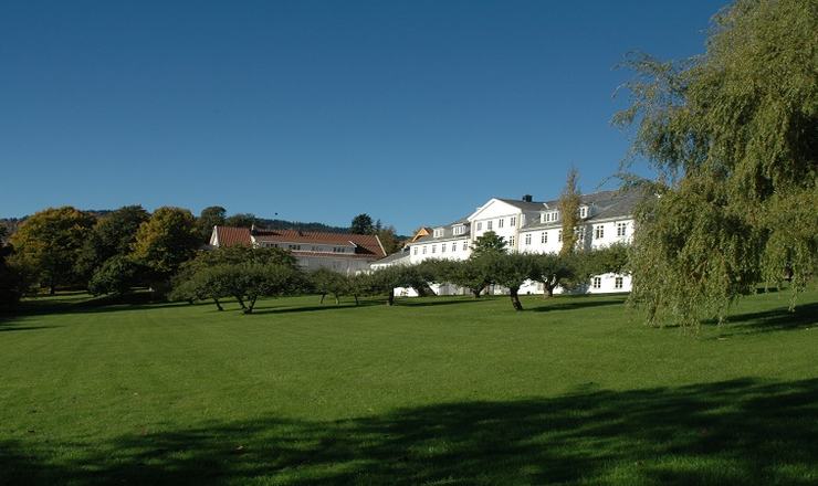 Sem gjestegård_1