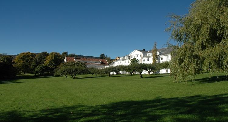 Sem gjestegård_1