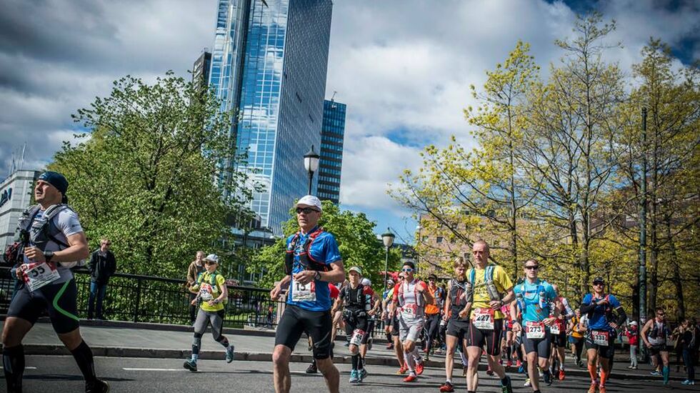Starten har gått for det første EcoTrail i Oslo (foto: Kai Otto Melau)