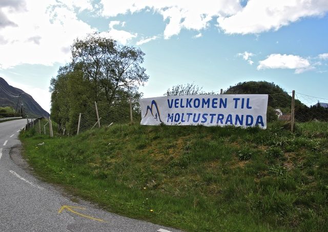 Velkommen til Moltustranda Mosjonsfestival. Foto: Martin Hauge-Nilsen