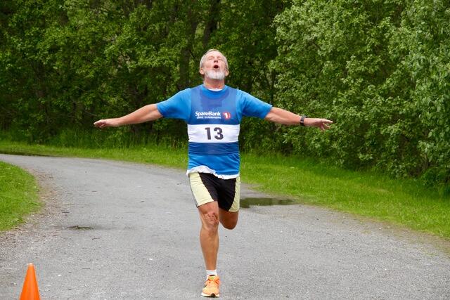 Kjell Mindor Fagerlund flyr