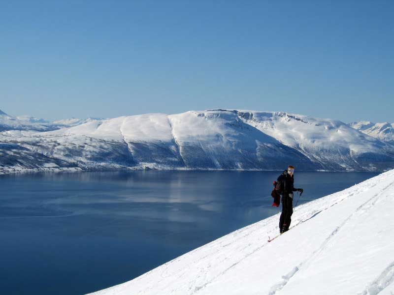 Jon Flydal foran Balsfjorde