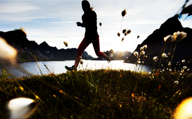 Salomon Trail Tour kommer seg ut av Oslogryta og starter i Lofoten.  Foto: Mattias Fredrikssson