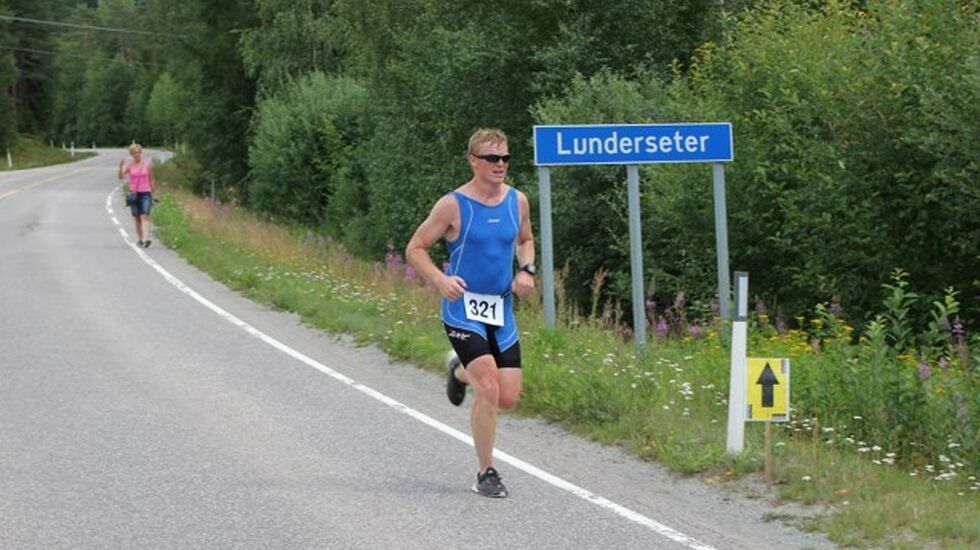 Fra den aller første olympiske distansen på Lunderseter i 2014 (Arrangørfoto)