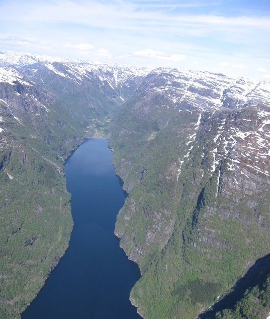 Ultraløpet Fyksesundet Rundt går i høgfjellet rundt den veglause fjordarmen Fyksesundet